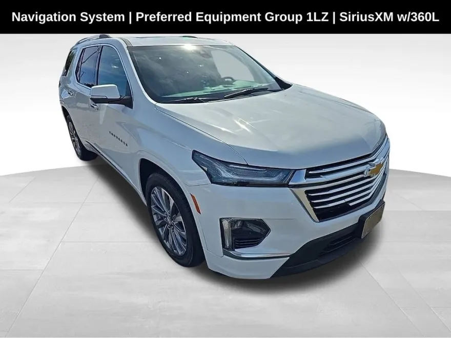 2023 Chevrolet Traverse Premier photo 1