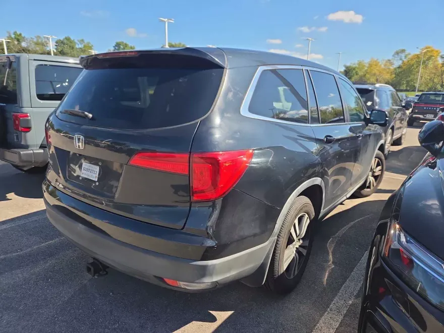 2016 Honda Pilot EX-L photo 1