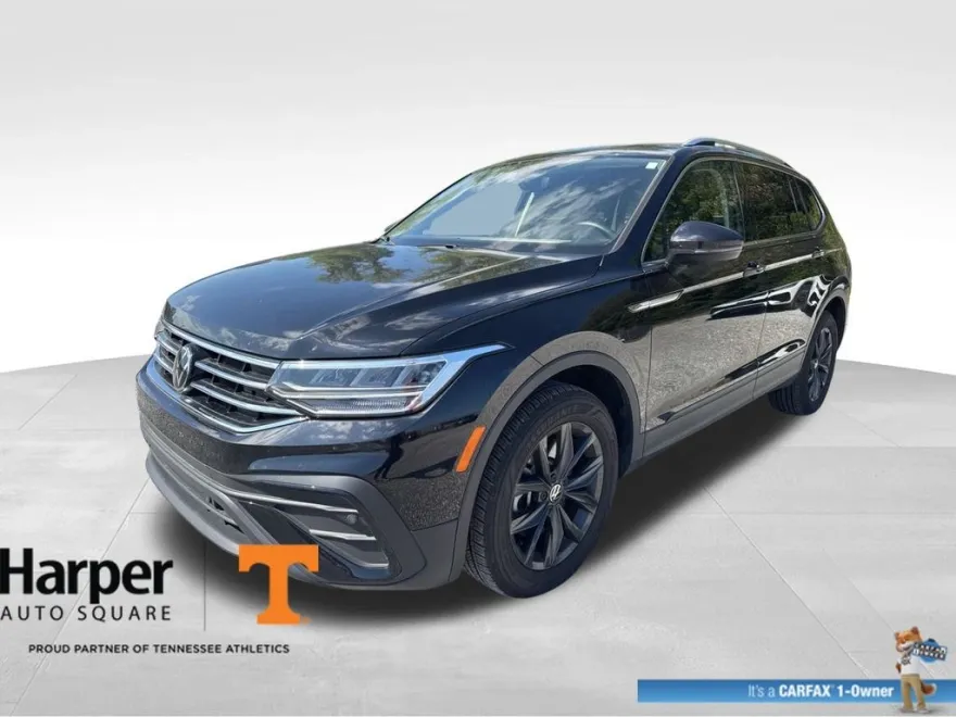 2024 Volkswagen Tiguan SE Wolfsburg Edition photo 1