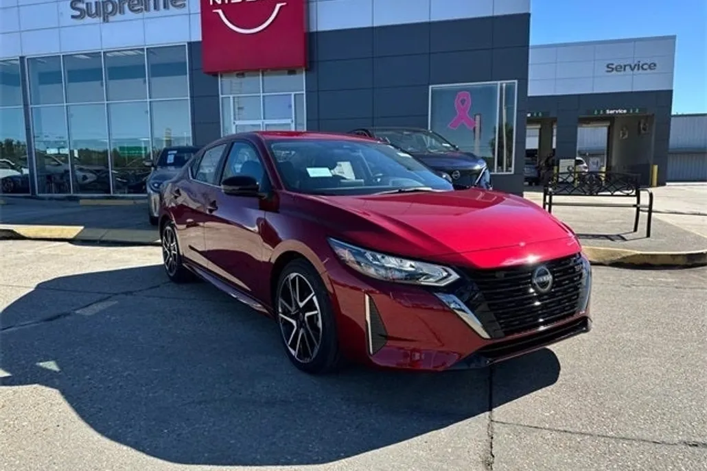 2025 Nissan Sentra SR photo 1