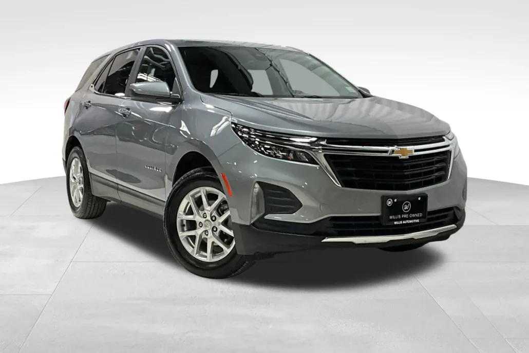 2024 Chevrolet Equinox LT photo 1