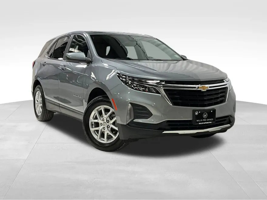 2024 Chevrolet Equinox LT photo 1