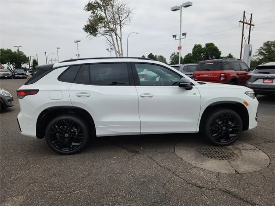2025 Volkswagen Tiguan SE R-Line Black photo 1