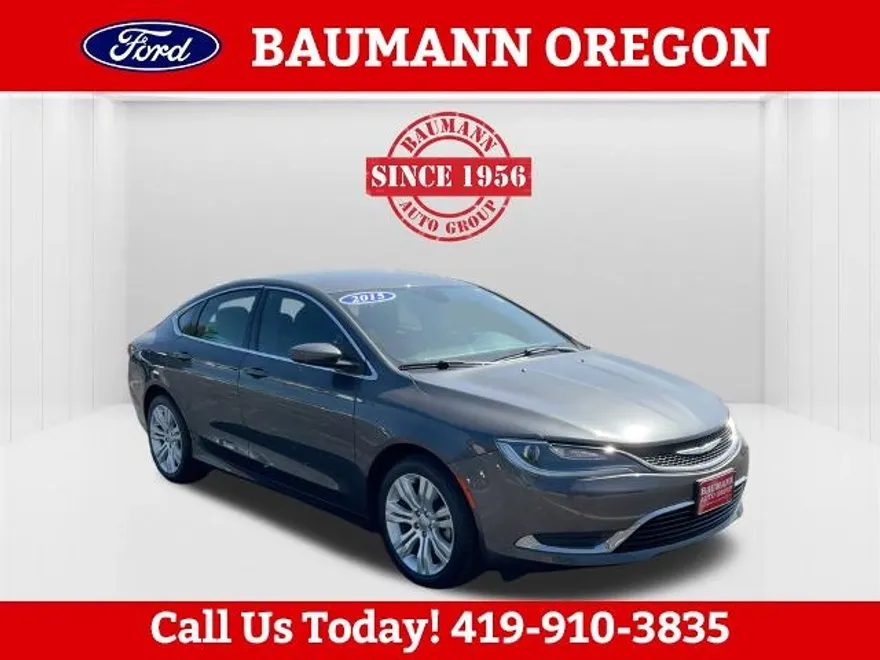 2015 Chrysler 200 Limited photo 1