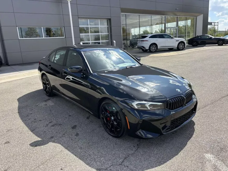 2025 Bmw 330i Sedan photo 1