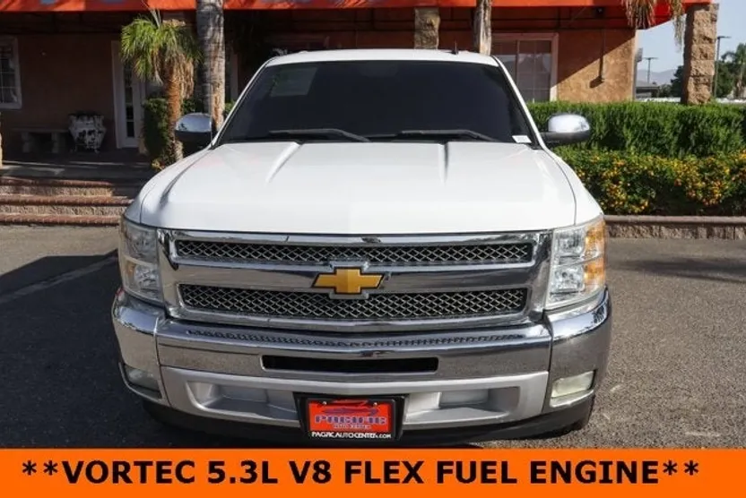 2012 Chevrolet Silverado 1500 LT photo 1