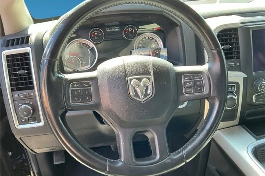 2018 Ram 1500 Big Horn photo 1