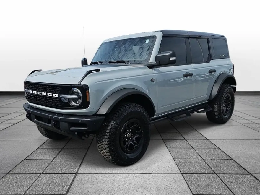 2024 Ford Bronco Wildtrak photo 1