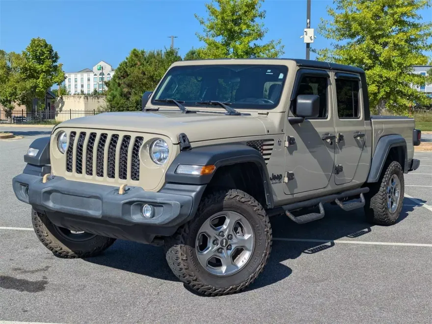 2020 Jeep Gladiator Sport photo 1