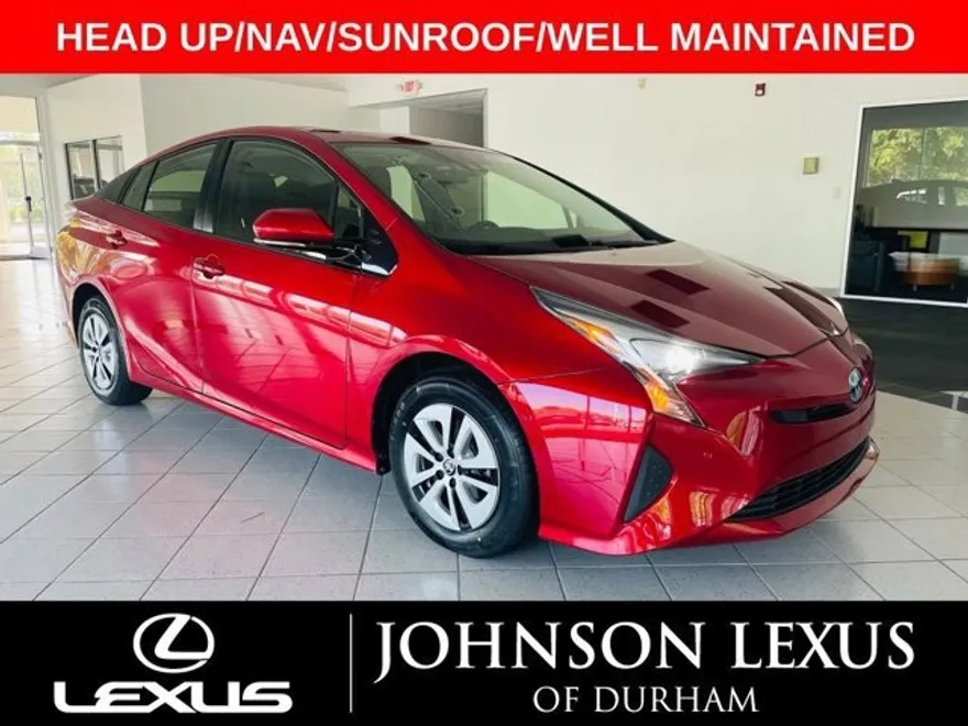 2018 Toyota Prius Four photo 1
