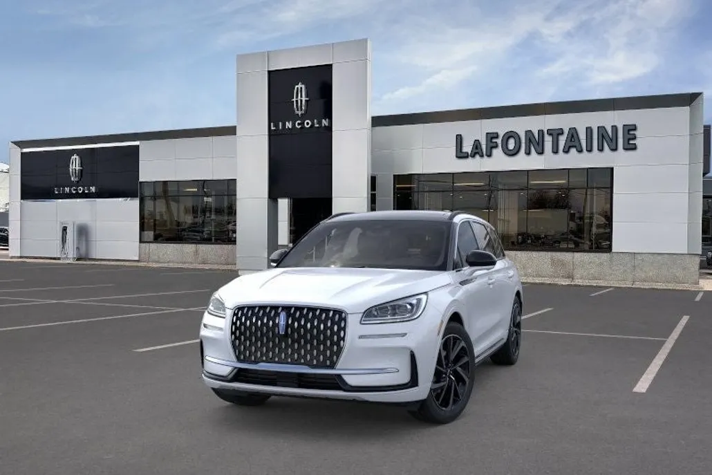 2025 Lincoln Corsair Grand Touring photo 1