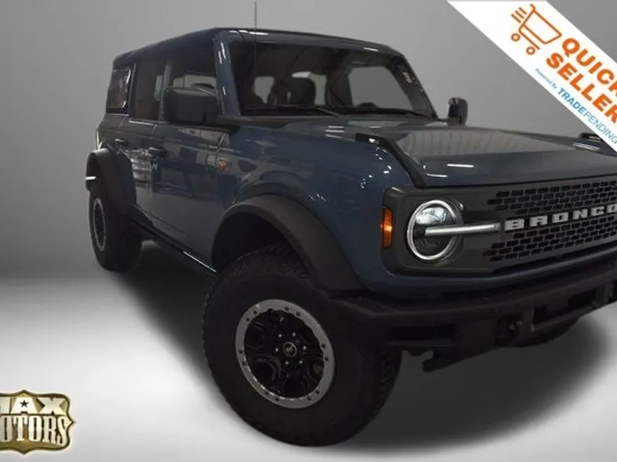 2024 Ford Bronco Badlands photo 1