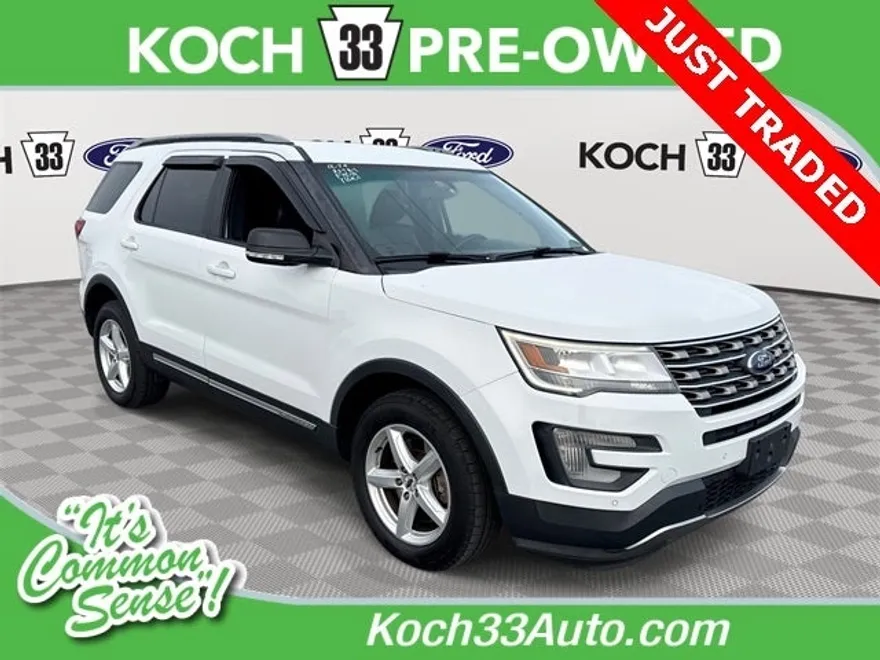2017 Ford Explorer XLT photo 1