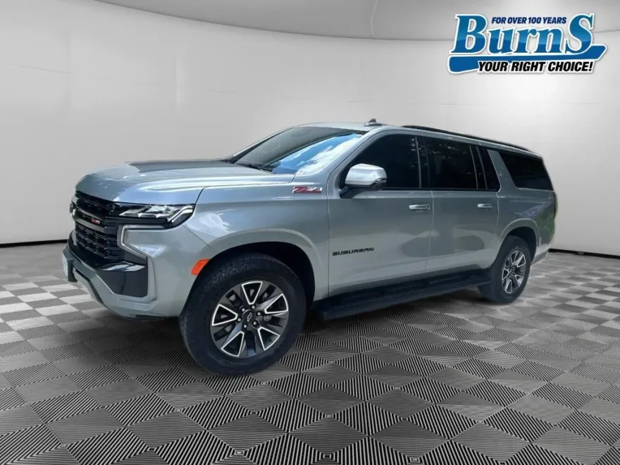 2024 Chevrolet Suburban Z71 photo 1