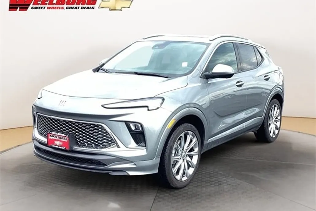2024 Buick Encore GX Avenir photo 1