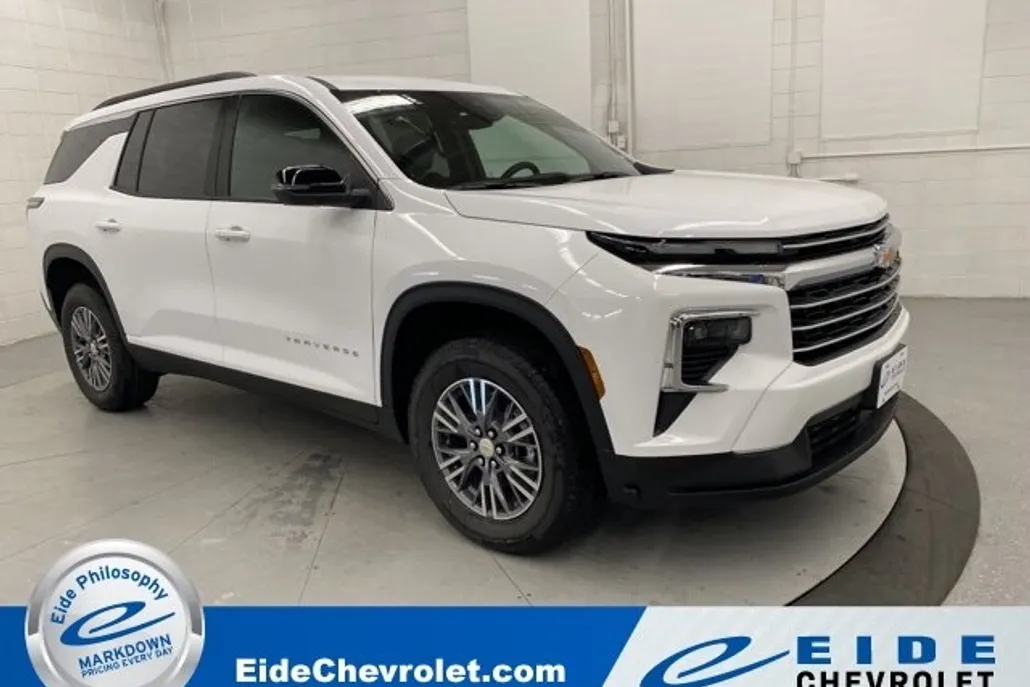 2026 Chevrolet Traverse photo 1