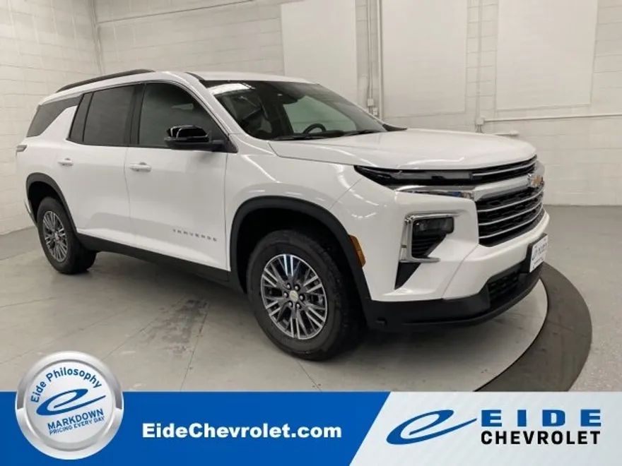 2026 Chevrolet Traverse photo 1