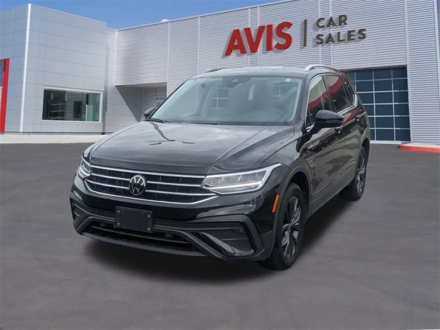 2024 Volkswagen Tiguan SE Wolfsburg Edition photo 1