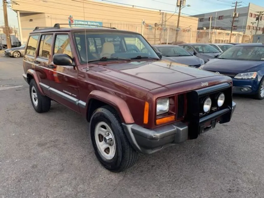 2000 Jeep Cherokee Sport photo 1