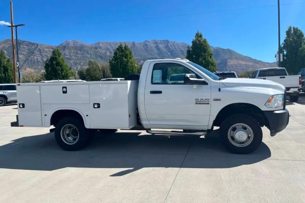 2016 Ram 3500 Tradesman photo 1