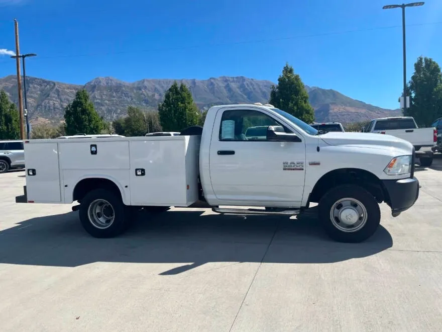 2016 Ram 3500 Tradesman photo 1