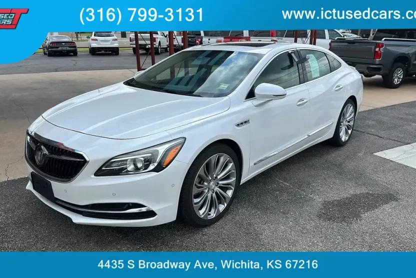 2017 Buick LaCrosse Premium photo 1