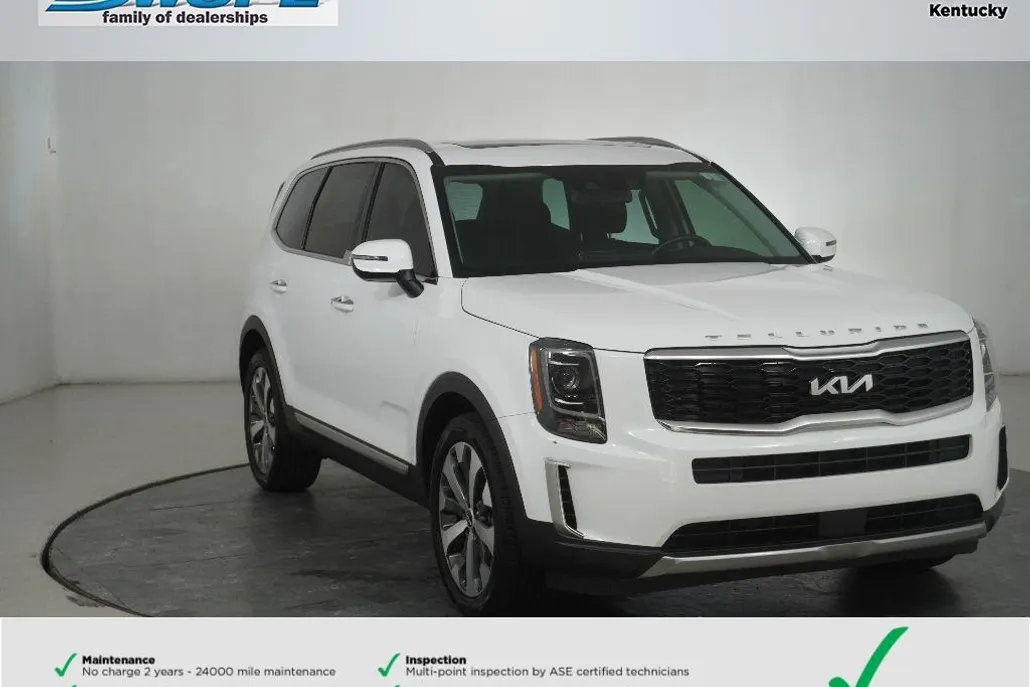 2022 Kia Telluride S photo 1