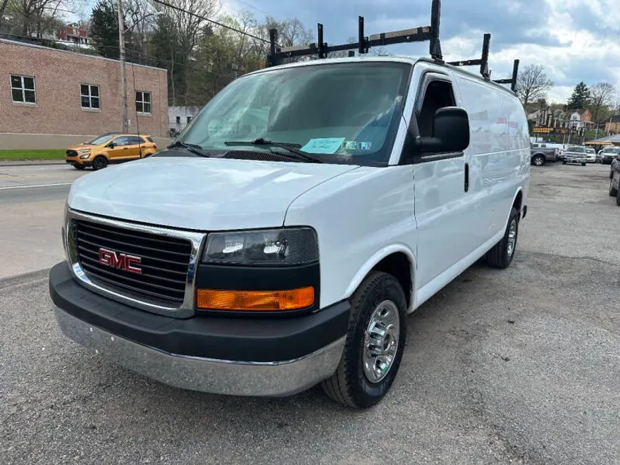 2015 Gmc Savana 2500 Cargo photo 1