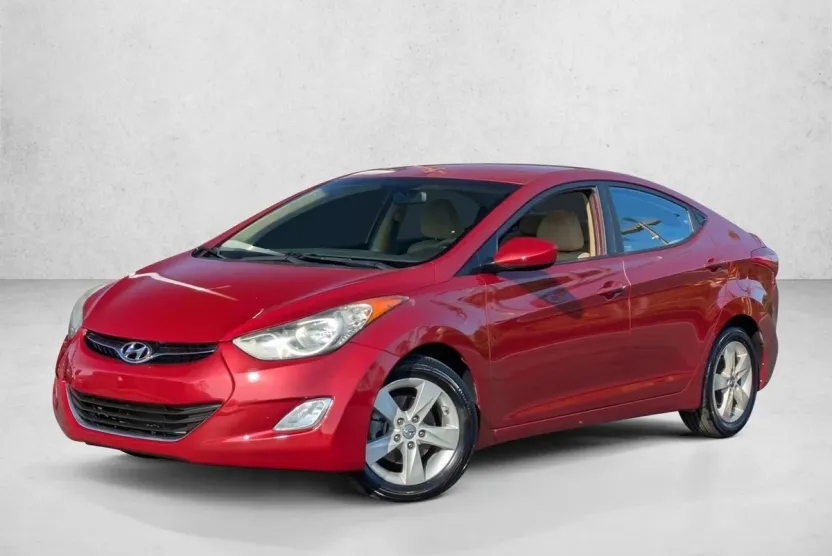 2013 Hyundai Elantra GLS photo 1
