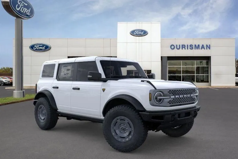 2025 Ford Bronco Badlands photo 1