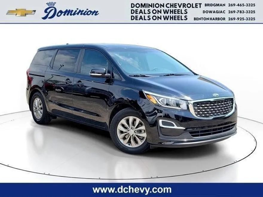 2020 Kia Sedona LX photo 1