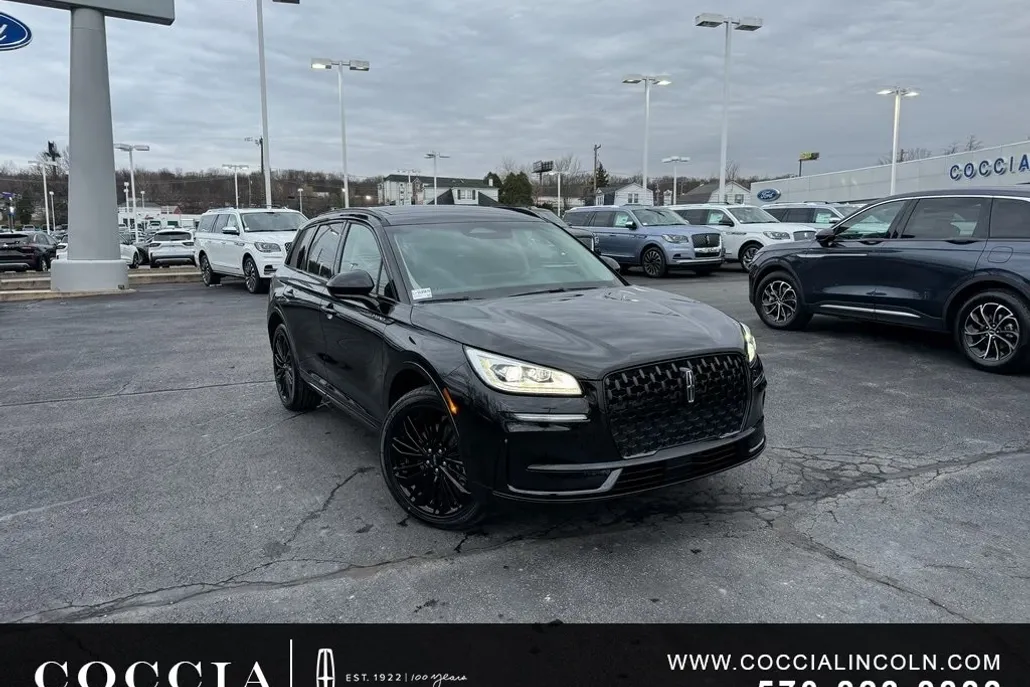 2025 Lincoln Corsair Grand Touring photo 1