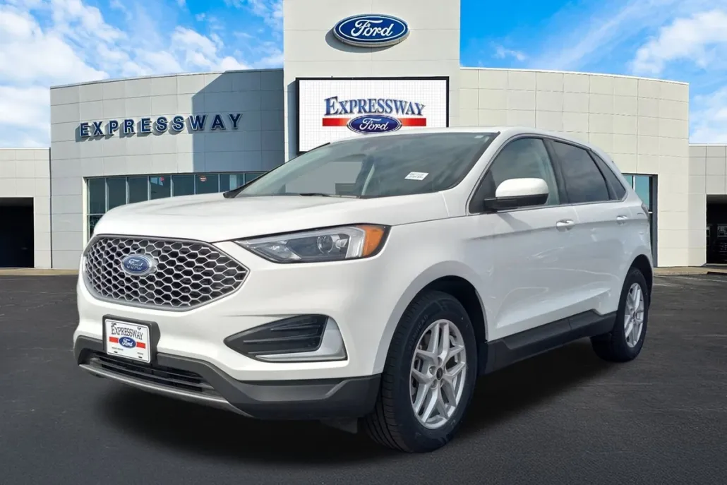 2024 Ford Edge SEL photo 1