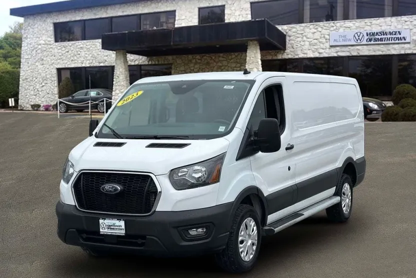 2023 Ford Transit photo 1