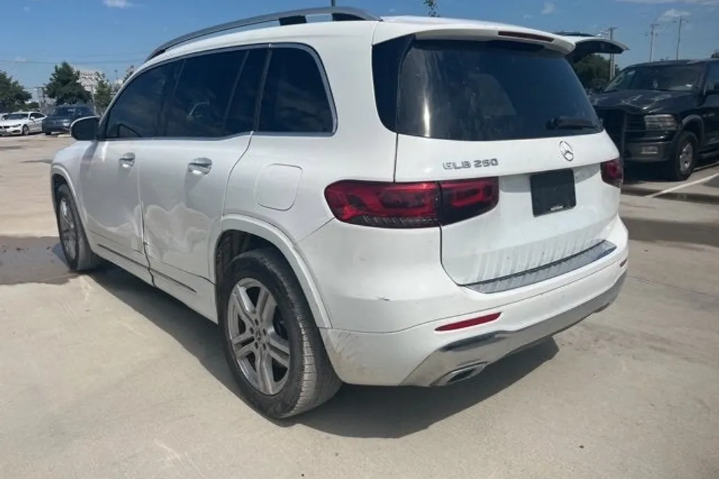 2020 Mercedes Benz GLB 250 photo 1