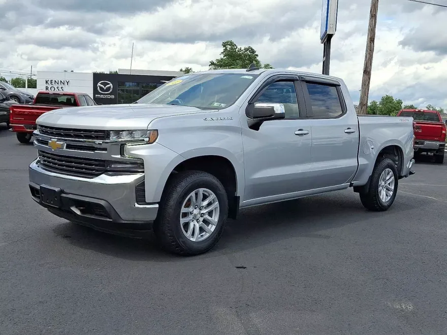 2022 Chevrolet Silverado 1500 LT photo 1