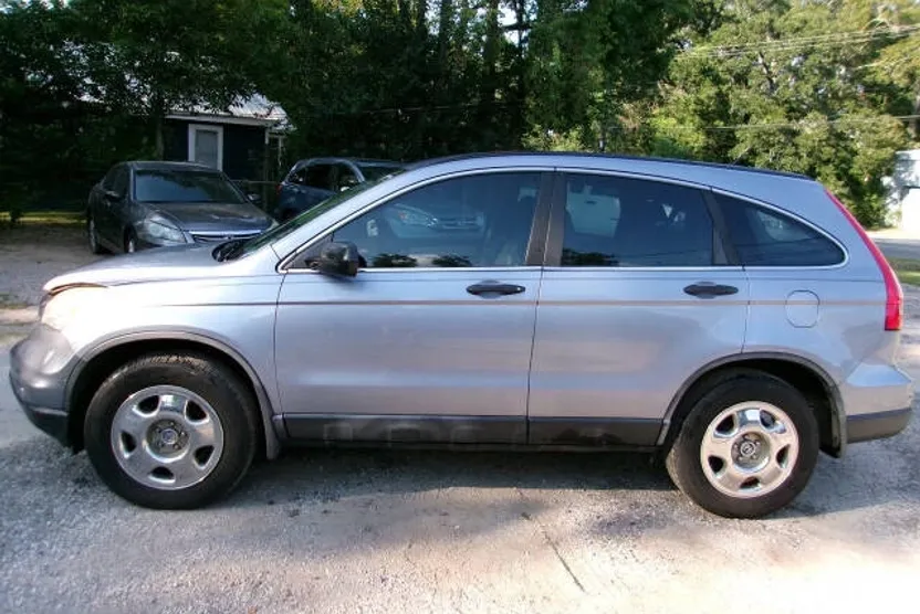 2011 Honda CR-V LX photo 1