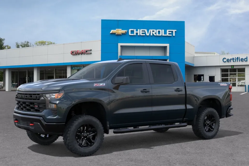 2026 Chevrolet Silverado 1500 Custom Trail Boss photo 1
