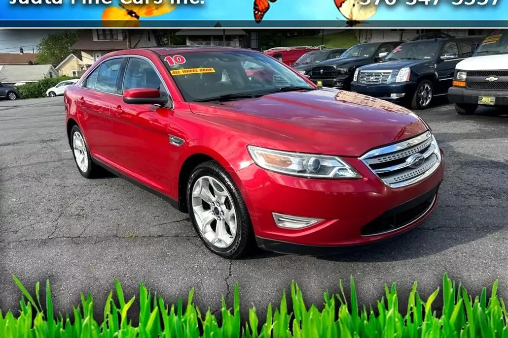 2010 Ford Taurus SHO photo 1