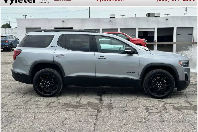 2023 Gmc Acadia SLT Elevation photo 1