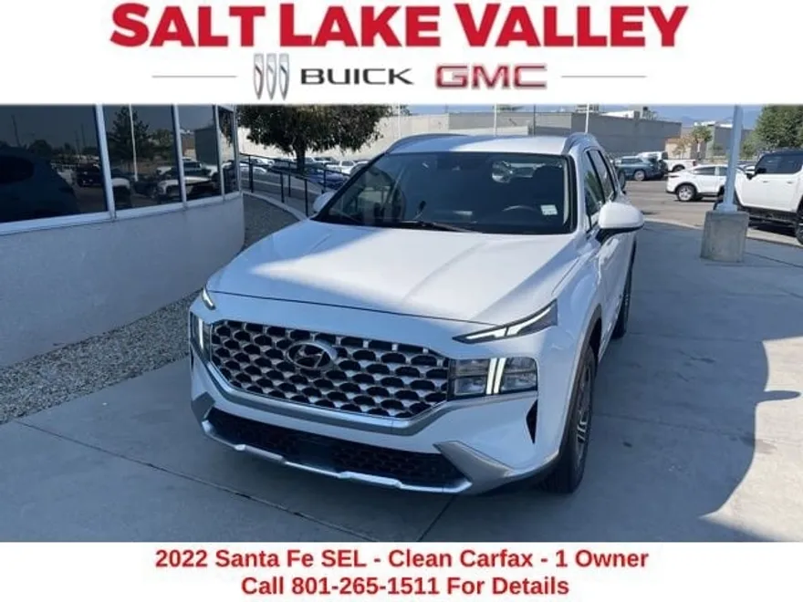 2022 Hyundai Santa Fe SEL photo 1