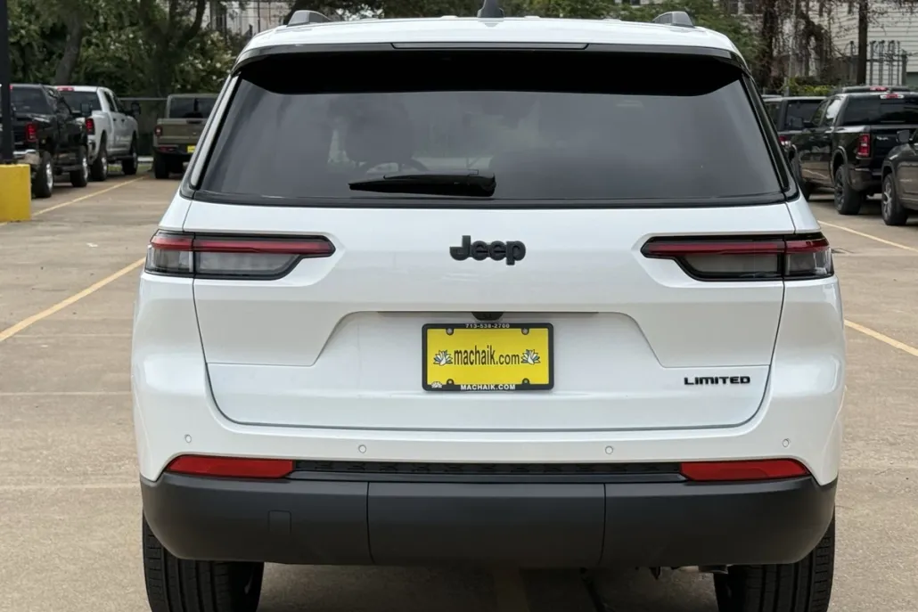 2025 Jeep Grand Cherokee Limited photo 1