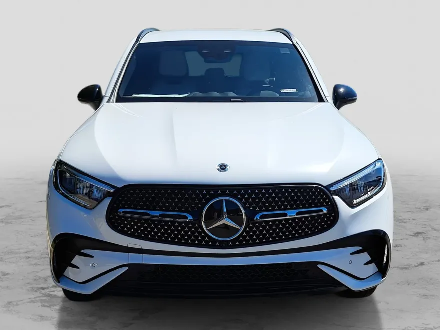 2026 Mercedes Benz GLC 300 photo 1