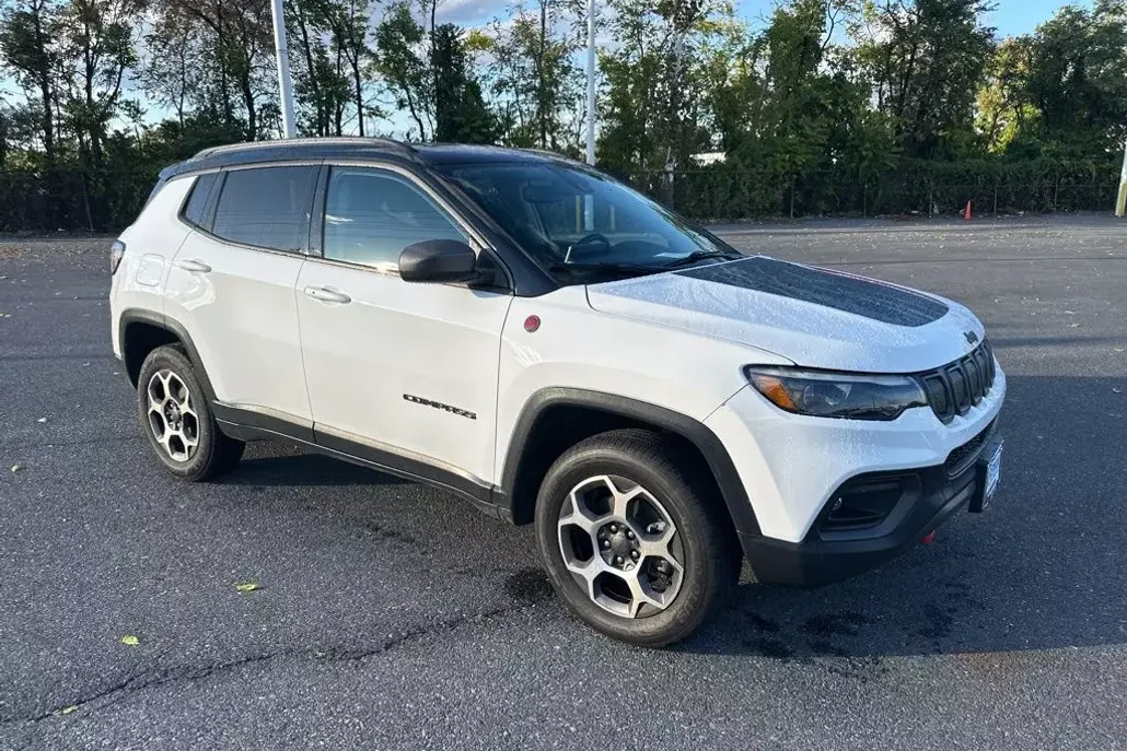 2022 Jeep Compass Trailhawk photo 1