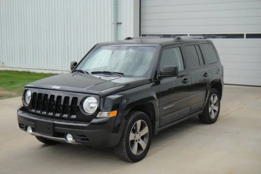 2017 Jeep Patriot High Altitude photo 1