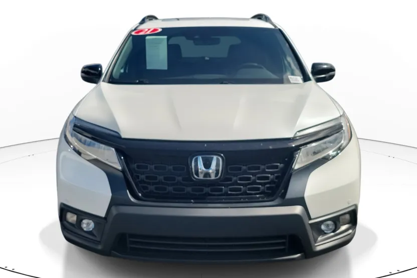 2021 Honda Passport Touring photo 1