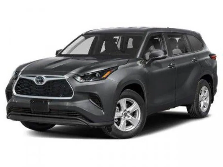 2023 Toyota Highlander LE photo 1