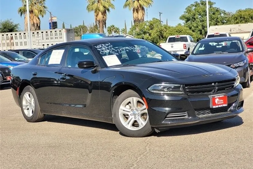 2022 Dodge Charger SXT photo 1