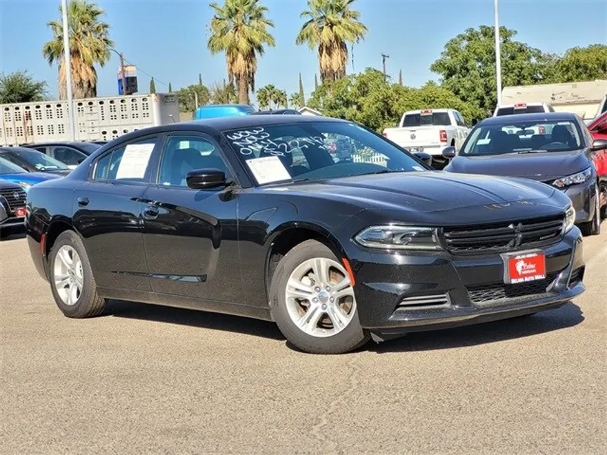 2022 Dodge Charger SXT photo 1