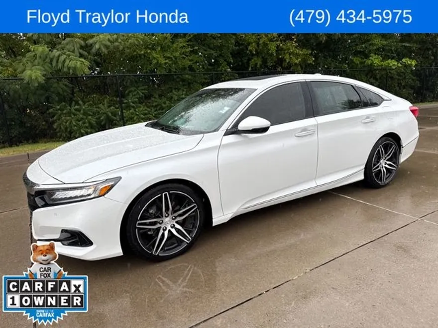 2022 Honda Accord Touring 2.0T photo 1